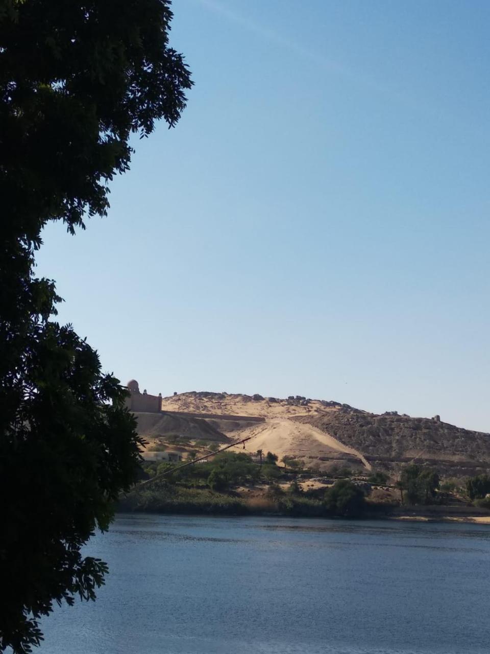 Aswan Nubian House Bed & Breakfast エクステリア 写真